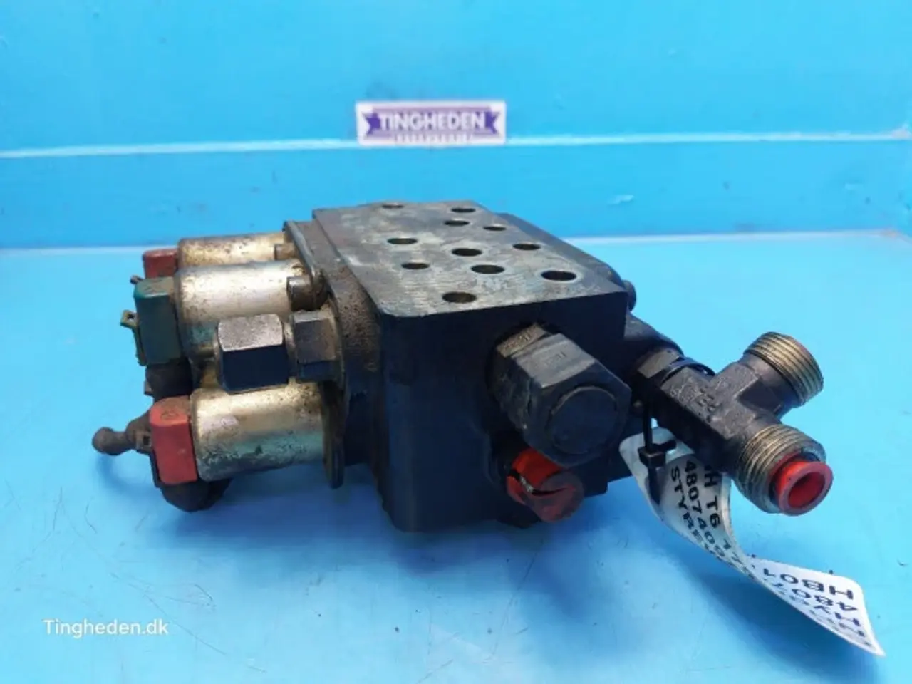 Billede 9 - New Holland T6 Hydraulikventil 48074097