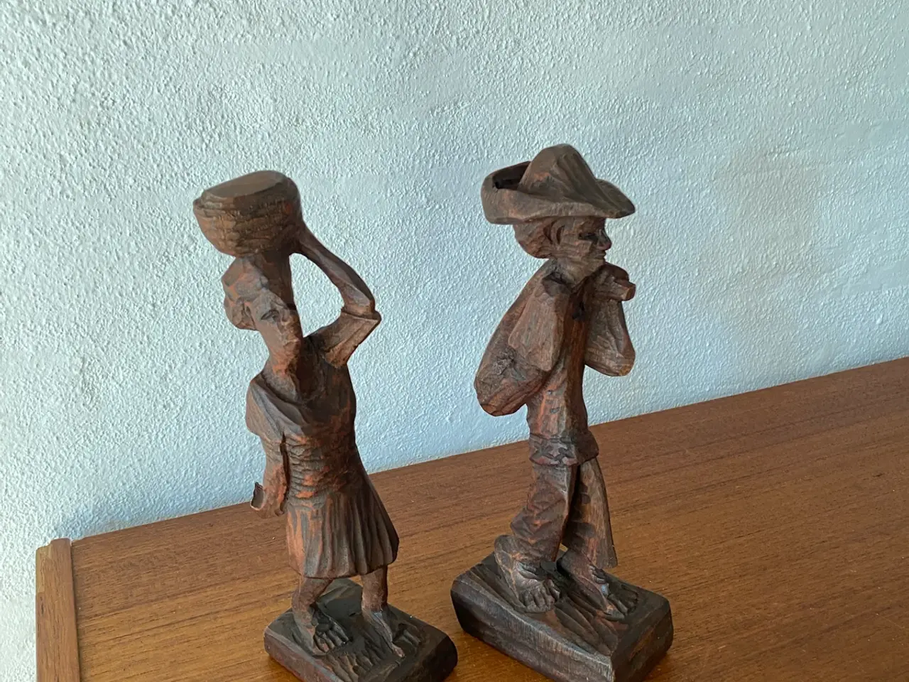 Billede 1 - Træ figur