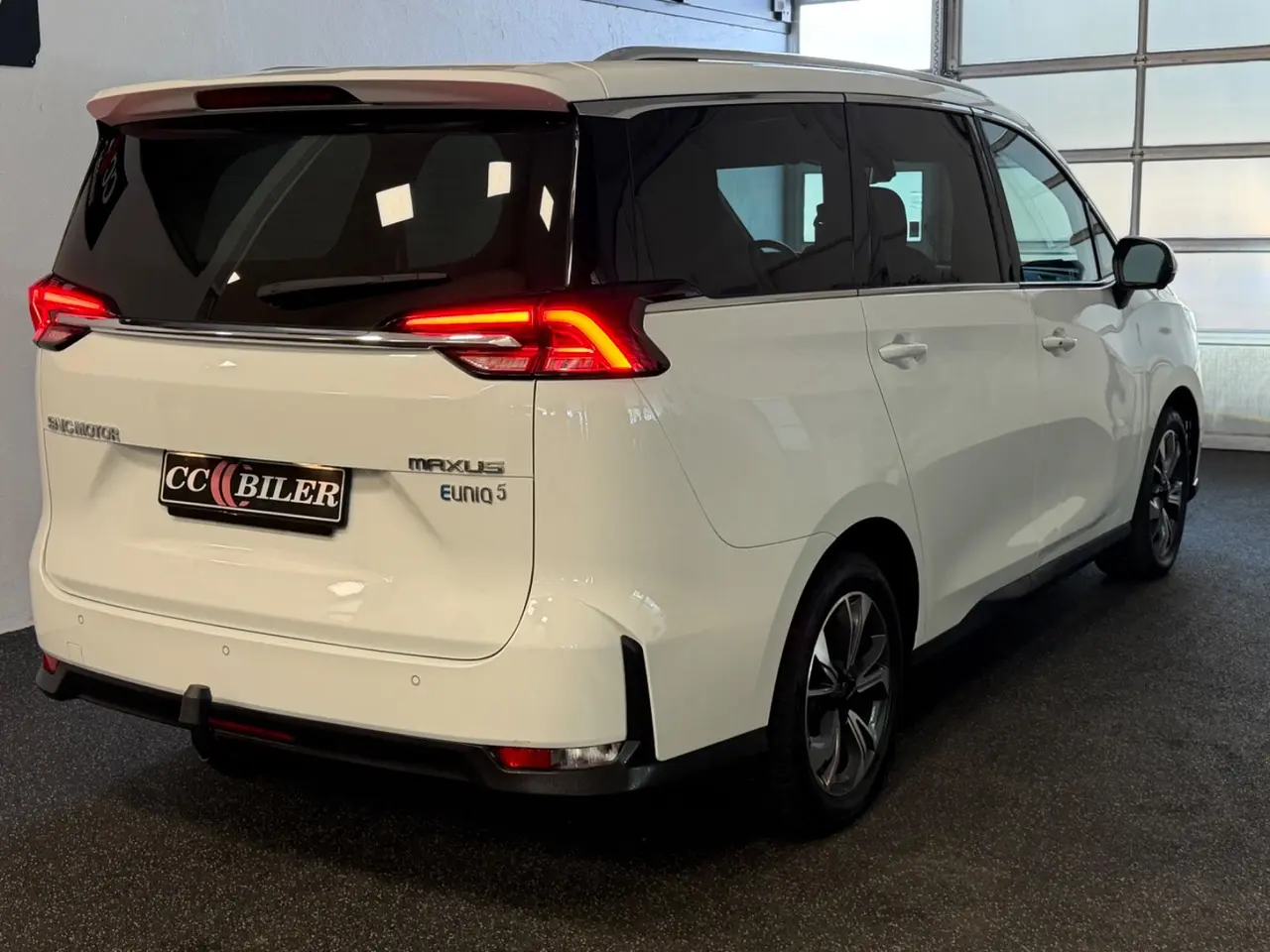 Billede 4 - Maxus Euniq5 52 Exclusive 7prs