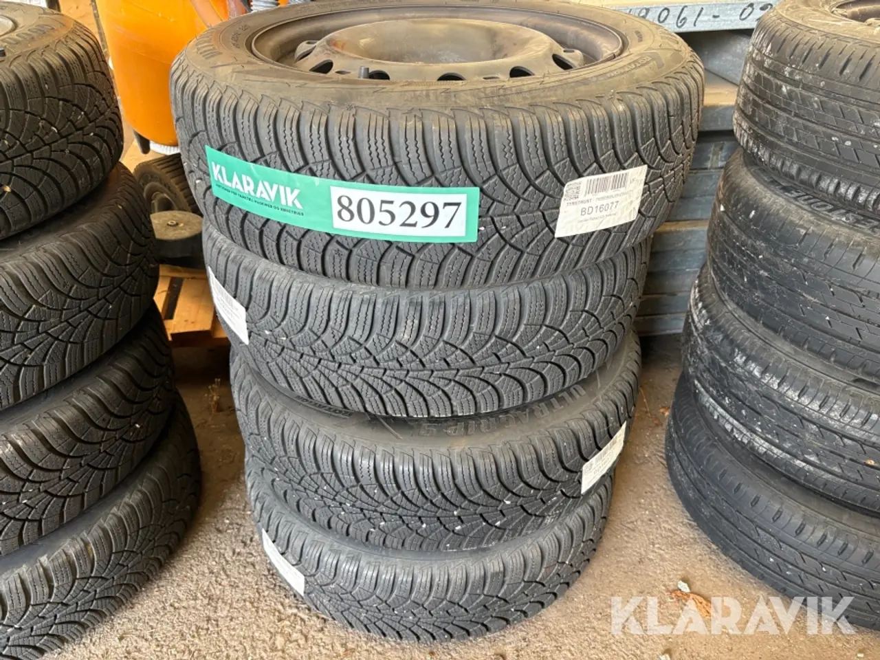 Billede 2 - Dæk på fælge Goodyear Ultragrip