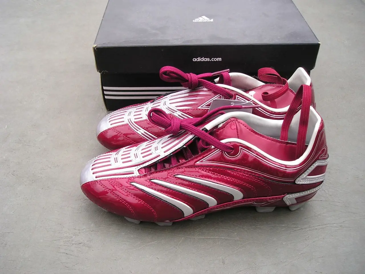 Billede 5 - Adidas nye fodboldstøvler str. 33