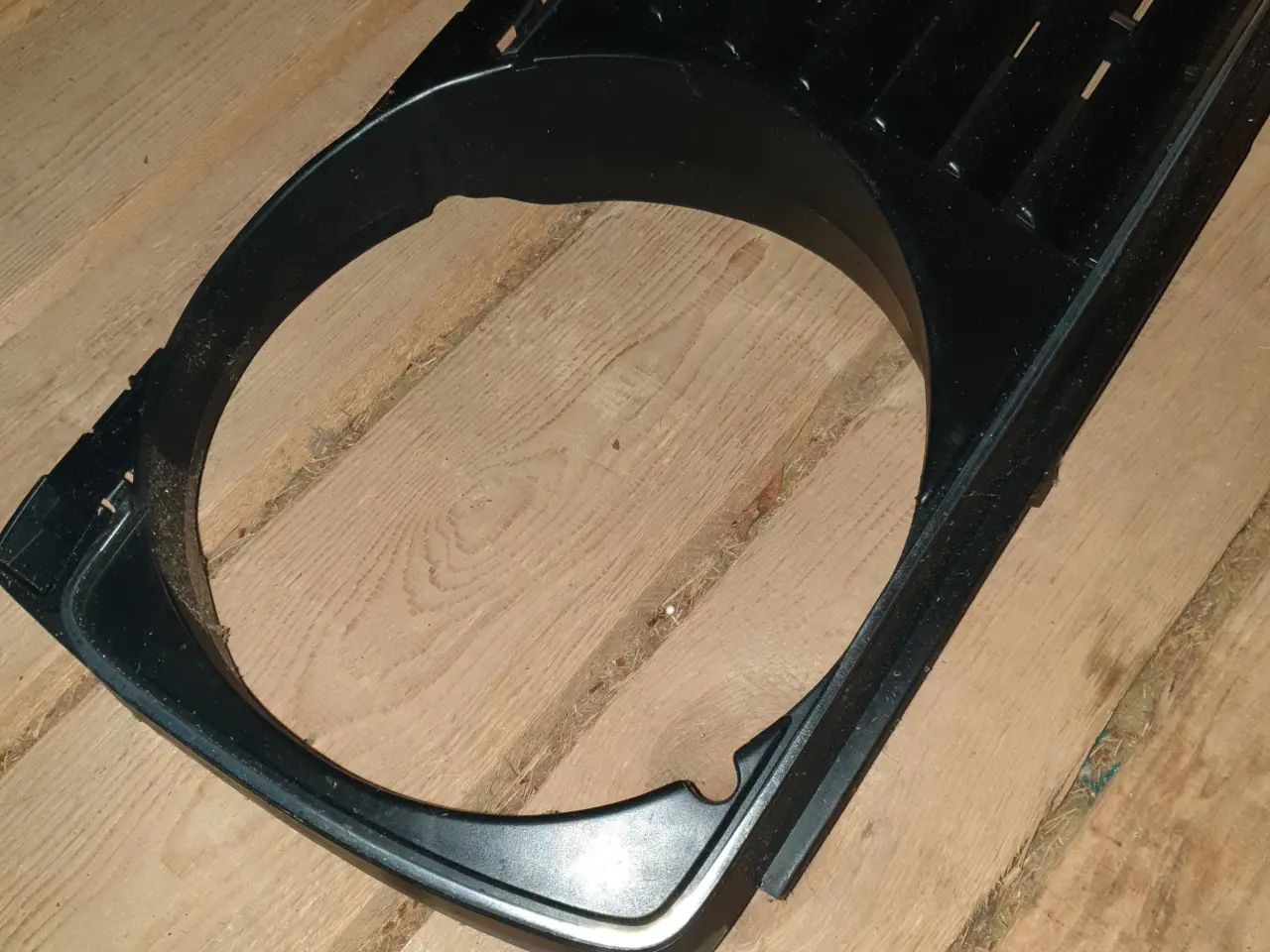 Billede 3 - VW Golf II kølergrill