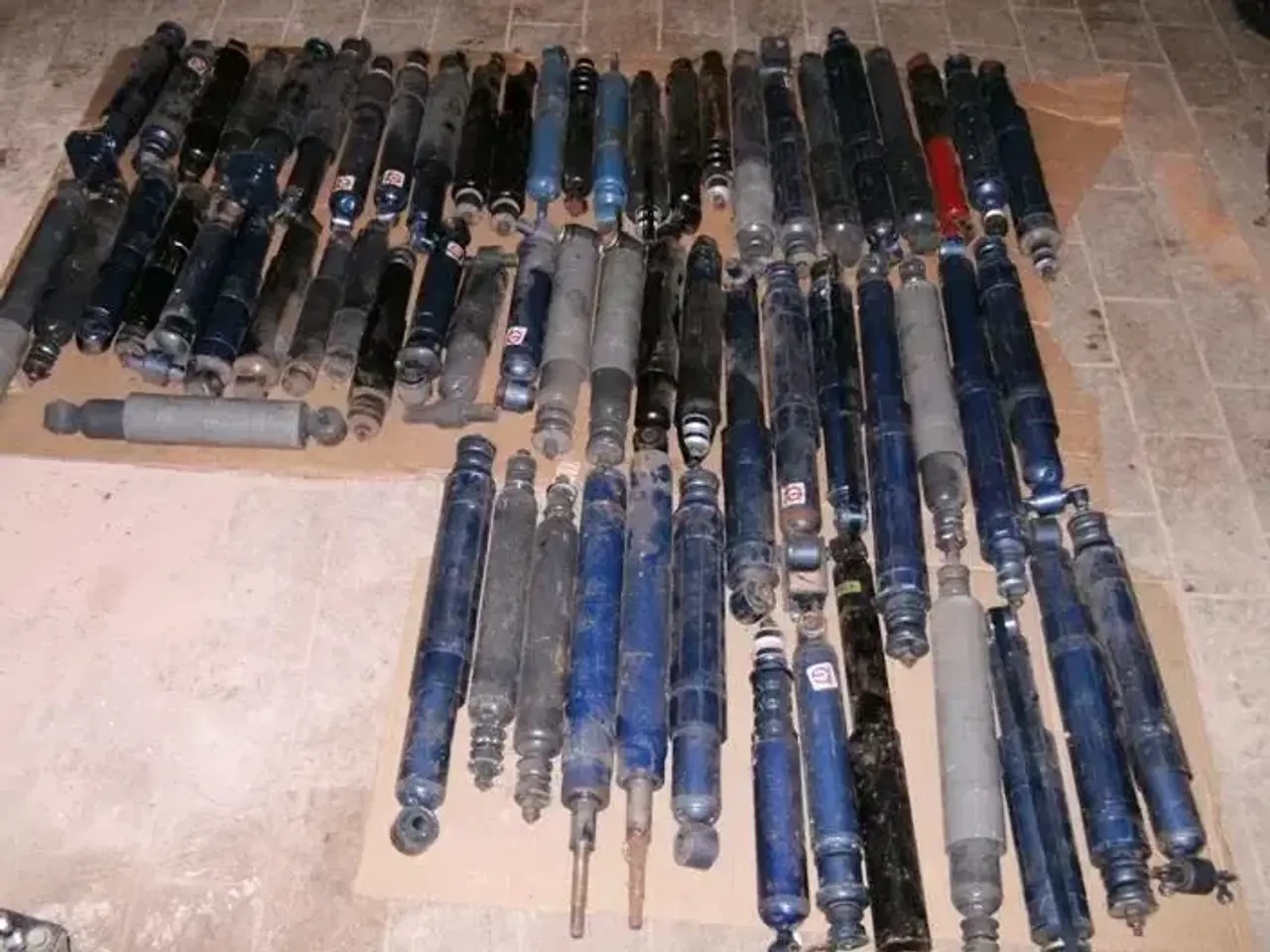 Billede 5 - 60 stk. nye Støddæmper til videresalg.