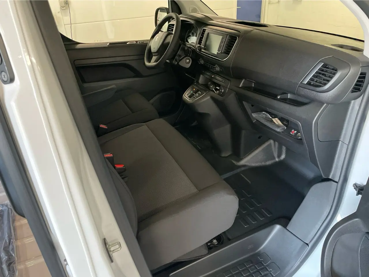 Billede 13 - Peugeot e-Expert 75 L2 Plus Van