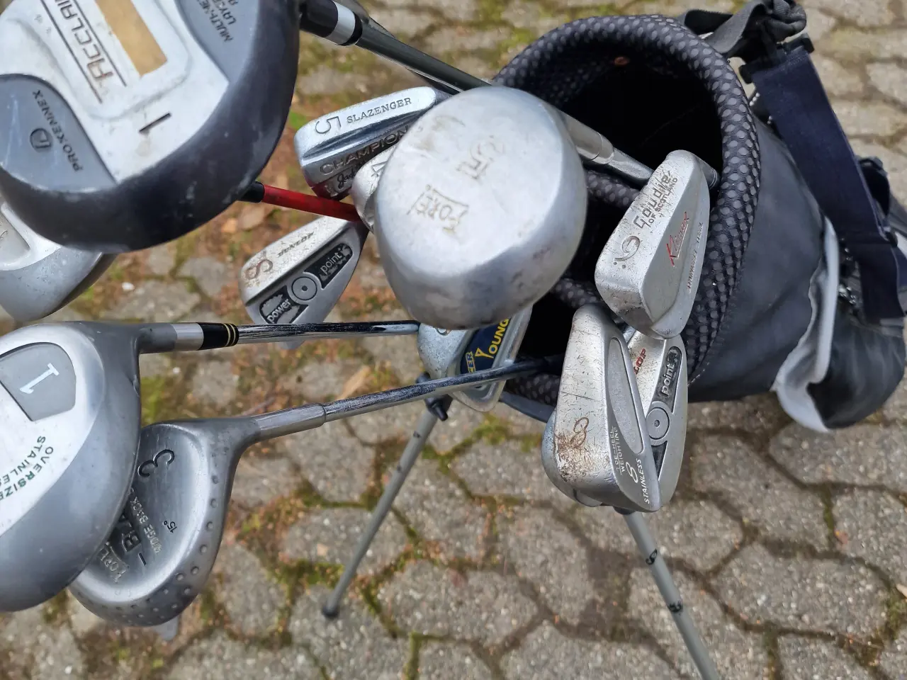 Billede 3 - Golfstandbag FENIX med jern og køller