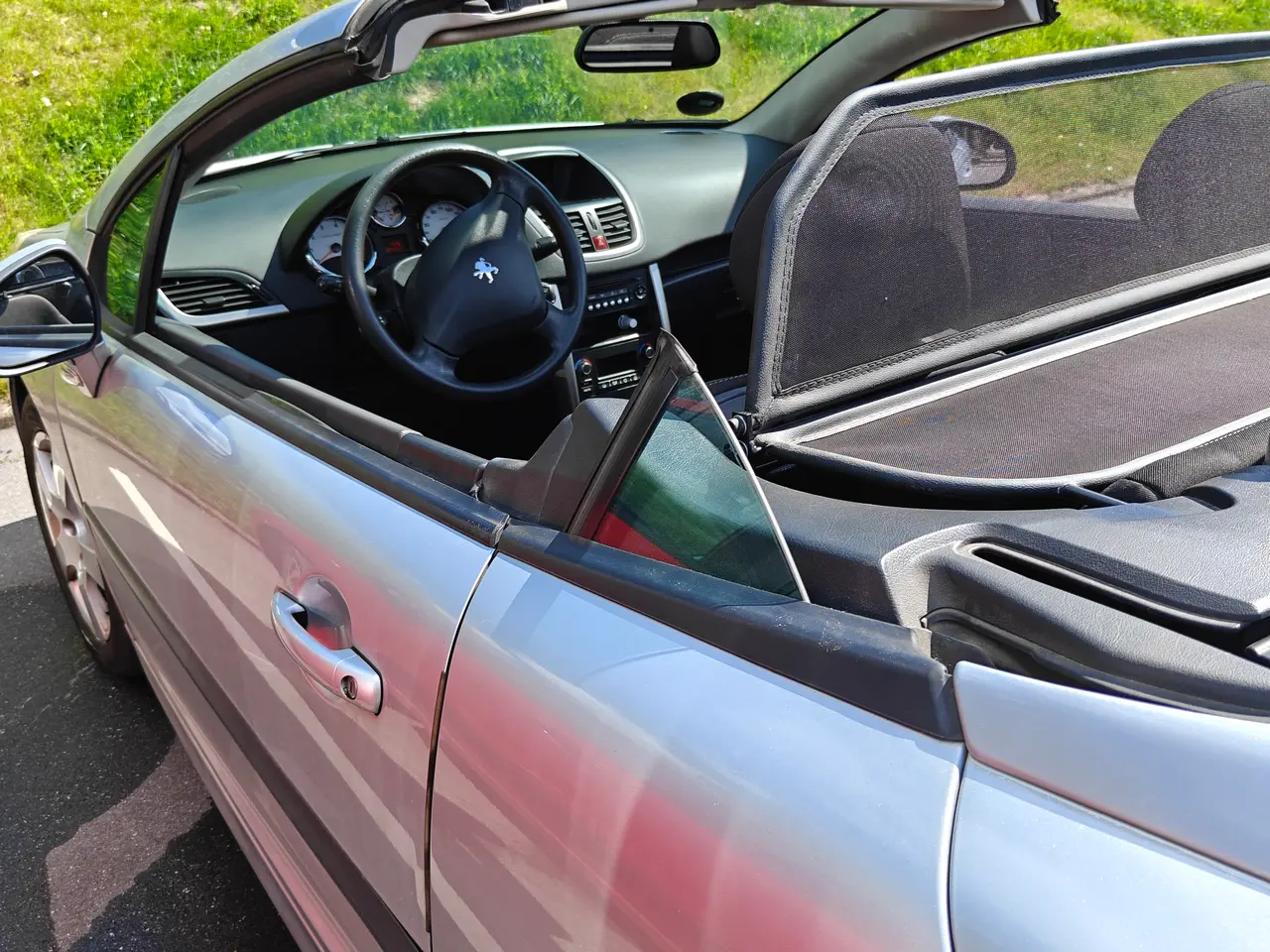 Billede 5 - Velkørende Peugeot 207 cc kr. 2960000