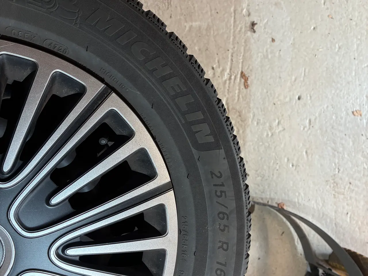 Billede 1 - 4 stk. Michelin vinterhjul