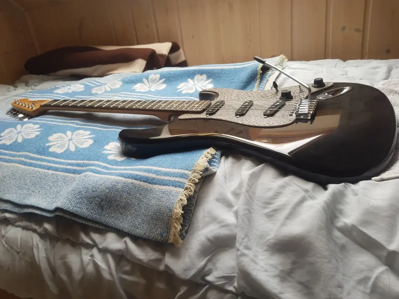 Billede 5 - Harley Benton Sort strat