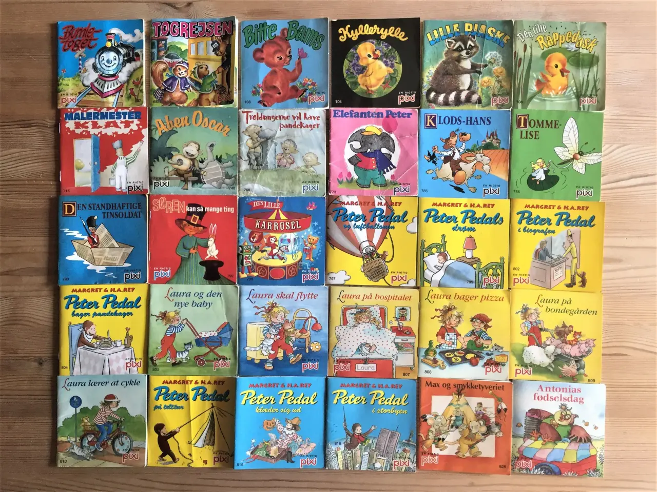 Billede 2 - TILBUD: 100 forskellige Pixi bøger, 2 kr. stk.