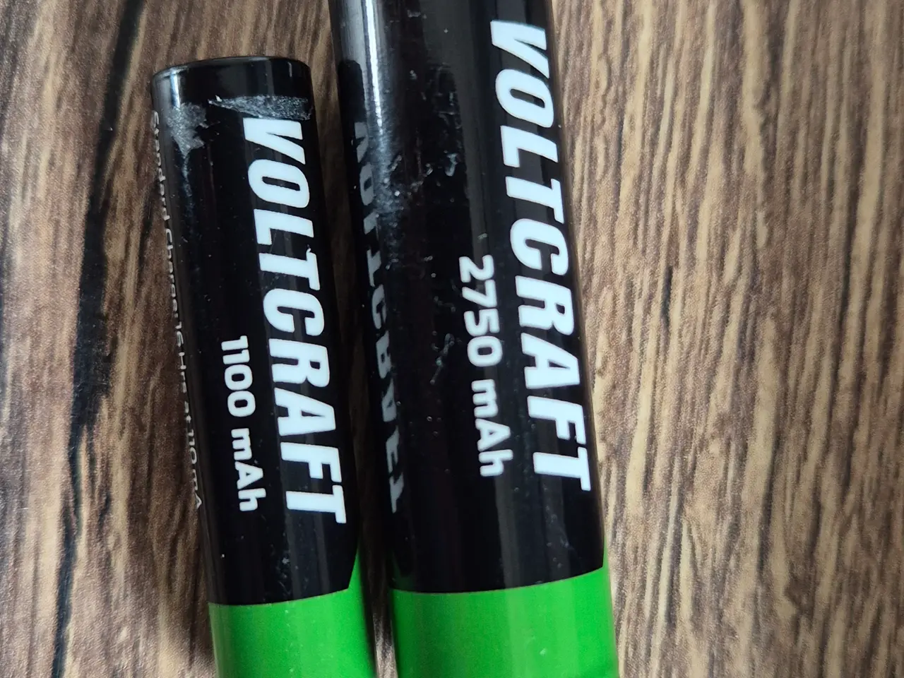 Billede 4 - Batterilader, 8 pladser. Li-ion og NiMH batterier