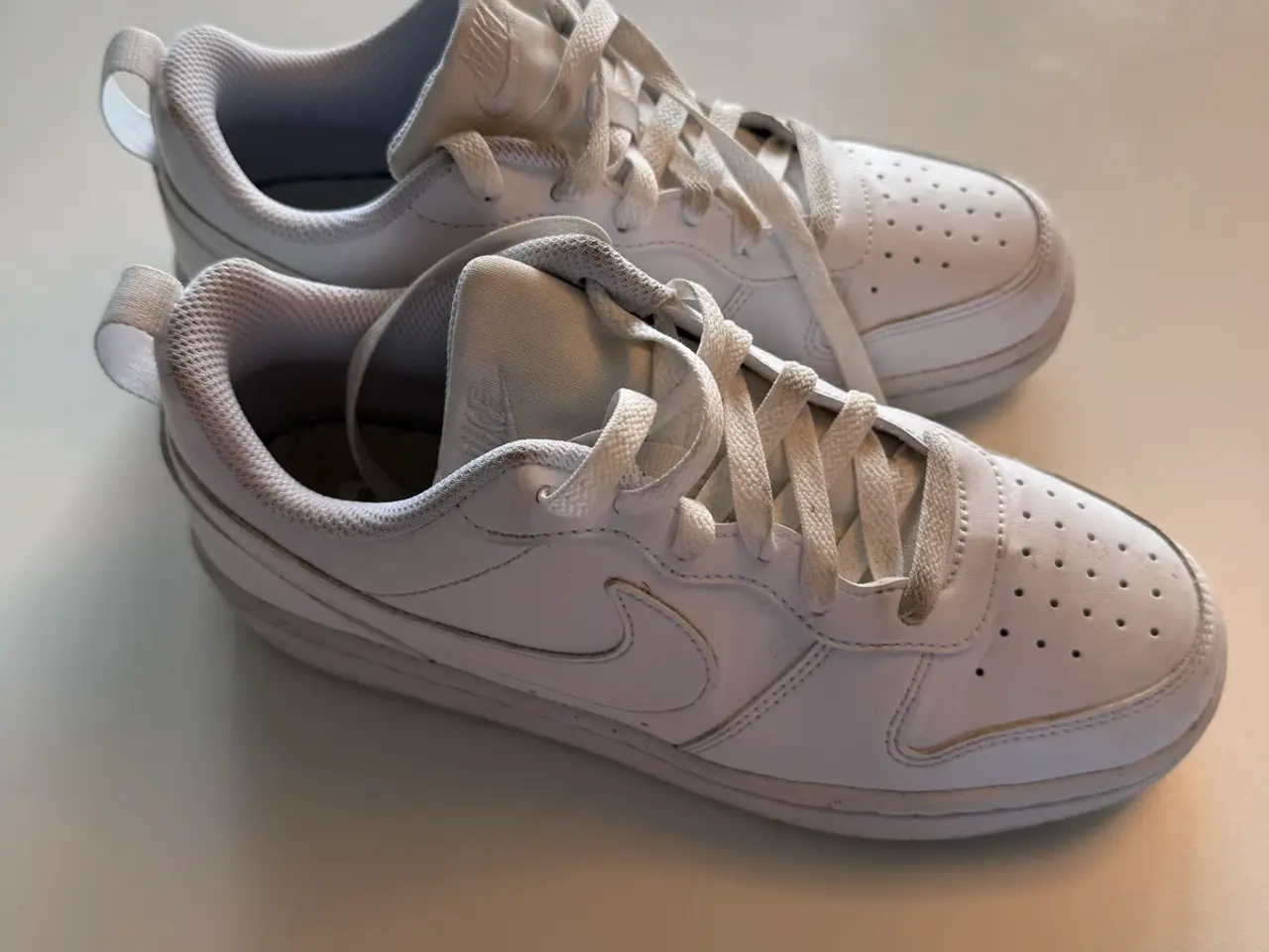 Billede 1 - Virkelig flot sneakers mrk. NIKE str. 37,5