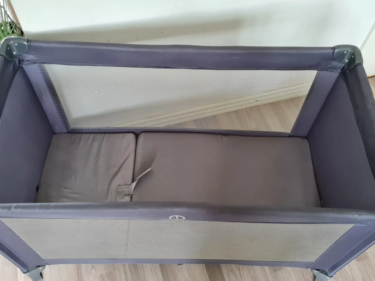 Billede 2 - Rejseseng m. foldbar madras