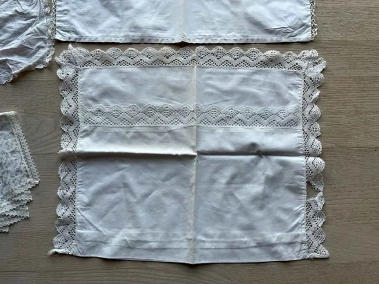 Billede 4 - Gammelt broderi