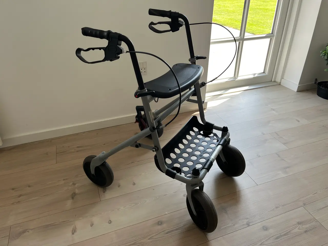 Billede 2 - Rolator Dolomite Futura