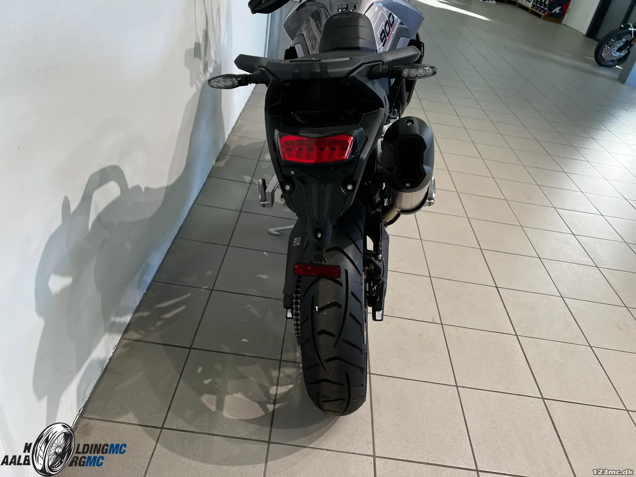 Billede 6 - Triumph Tiger 900 GT GRAPHITE / SAPPHIRE BLACK