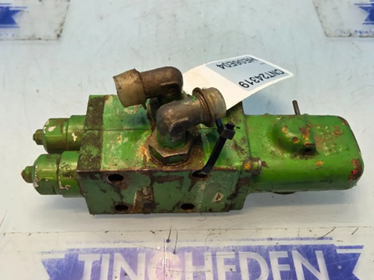 Billede 2 - John Deere 2040 Hydraulikventil AL34595