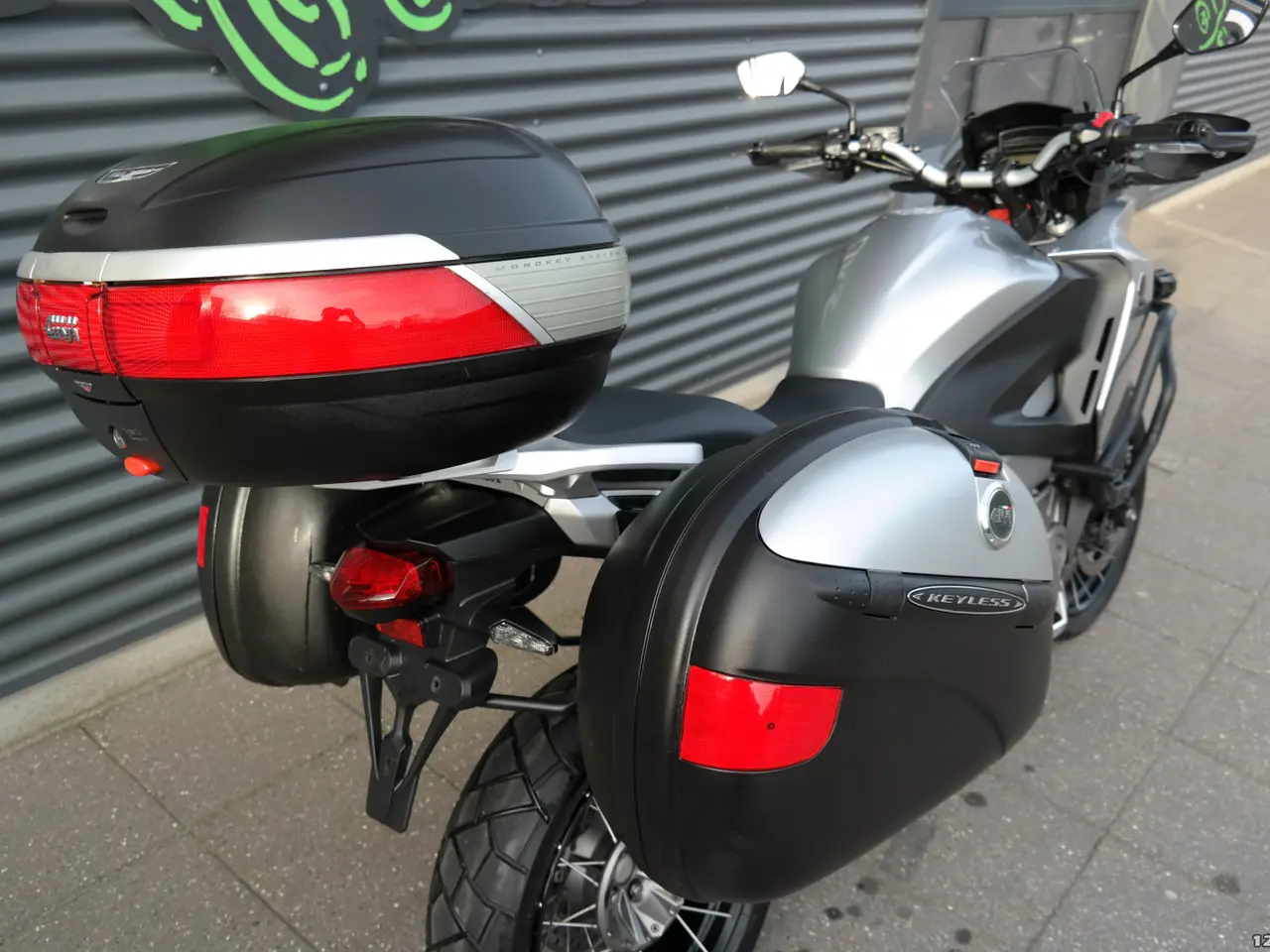 Billede 6 - Honda VFR 1200 X MC-SYD BYTTER GERNE