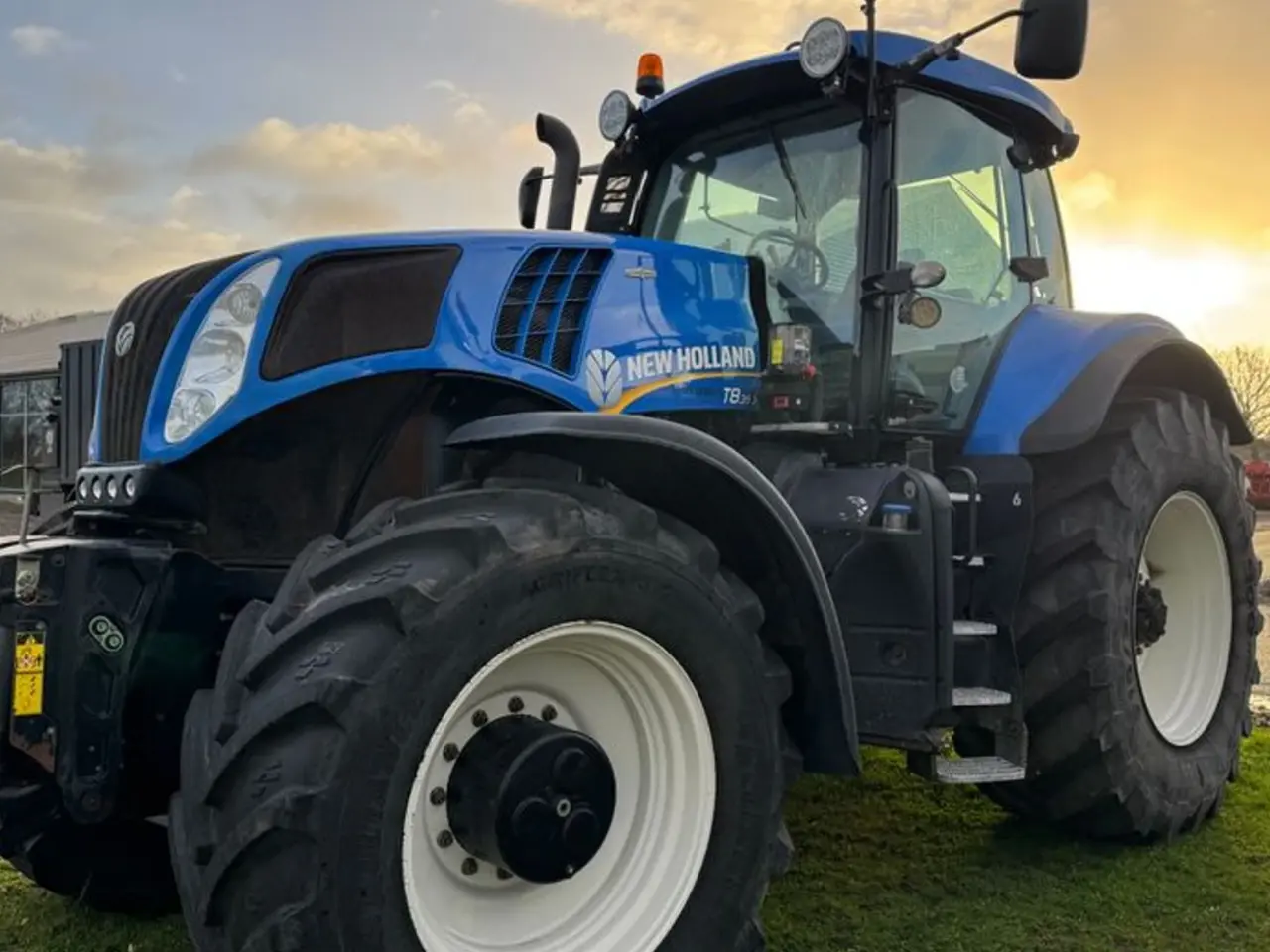Billede 1 - New Holland T8.390