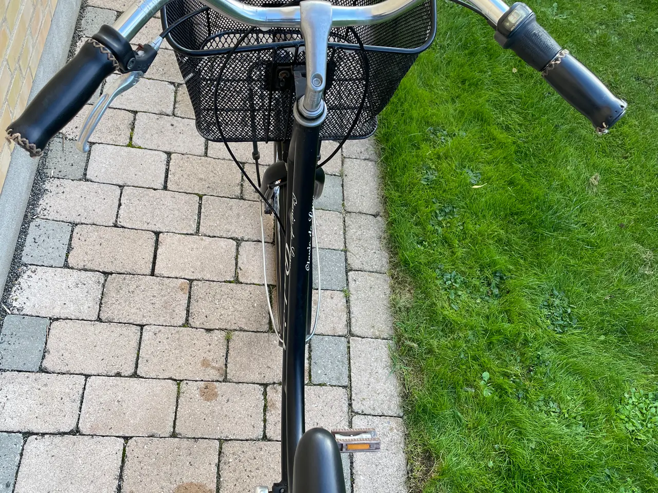 Billede 7 - Stilren Damecykel – 3 Gear – Raleigh: robust cykel