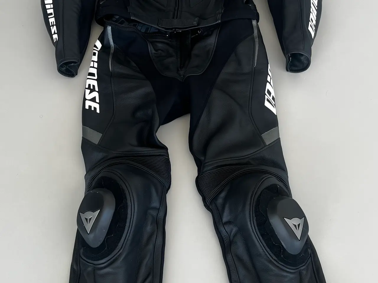 Billede 1 - Dainese 2 delt dragt med Nexus 2D-WP Støvler