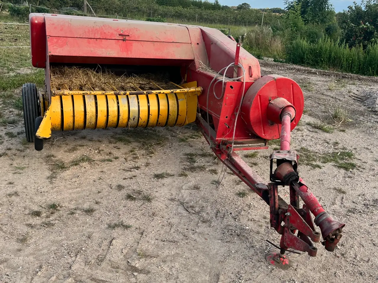 Billede 1 - Newholland 68 småballepresser