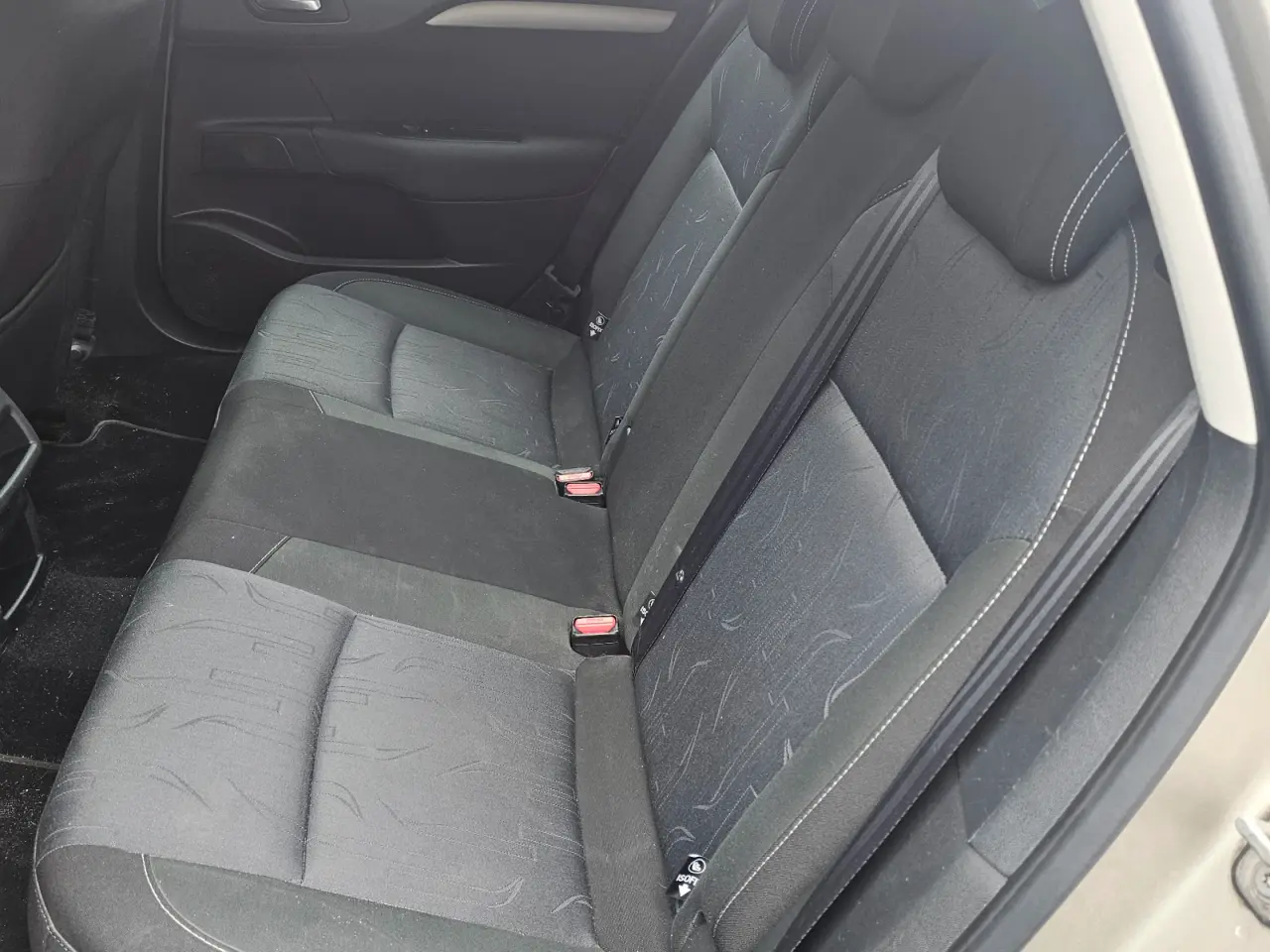 Billede 7 - Velholdt Citroën C4 1.6 HDi (2011) – Masser af kom