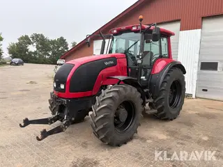 Traktor Valtra M150