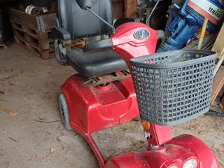 El SCOOTER til RESERVEDELE.