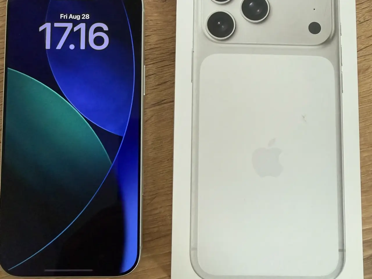 Billede 2 - iPhone 17 Pro Max 256 GB Sølv