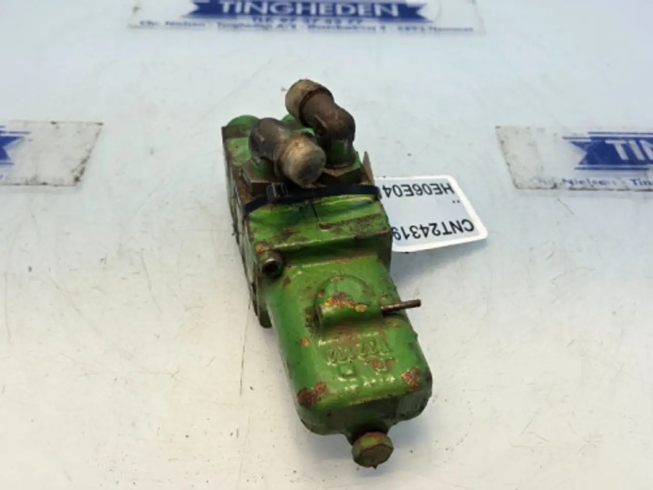 Billede 10 - John Deere 2040 Hydraulikventil AL34595