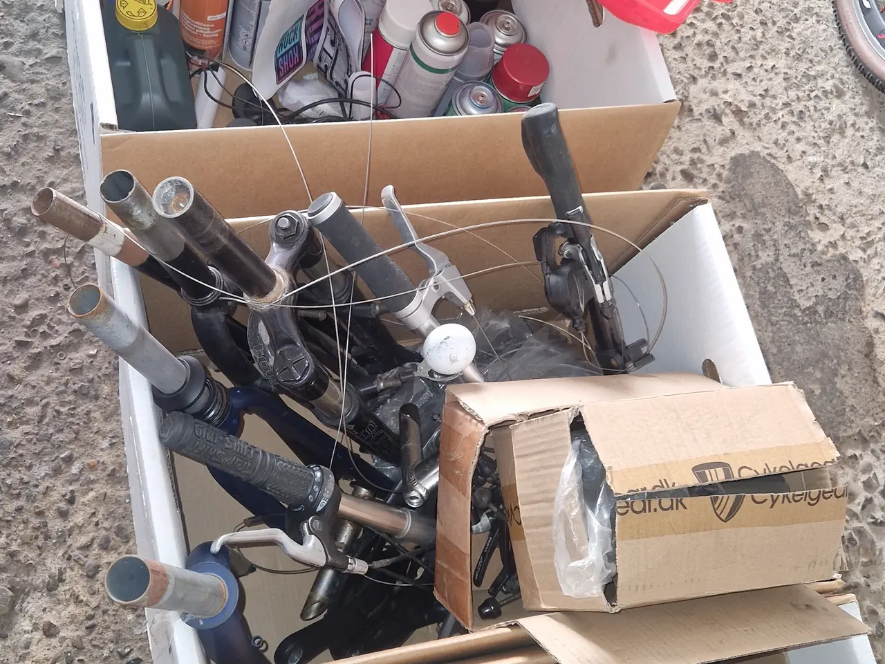 Billede 4 - Cykel parti - hjul dæk gear bremser mm.