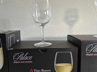 Hvidvinsglas Luigi Bormioli - Palace 32,5 cl