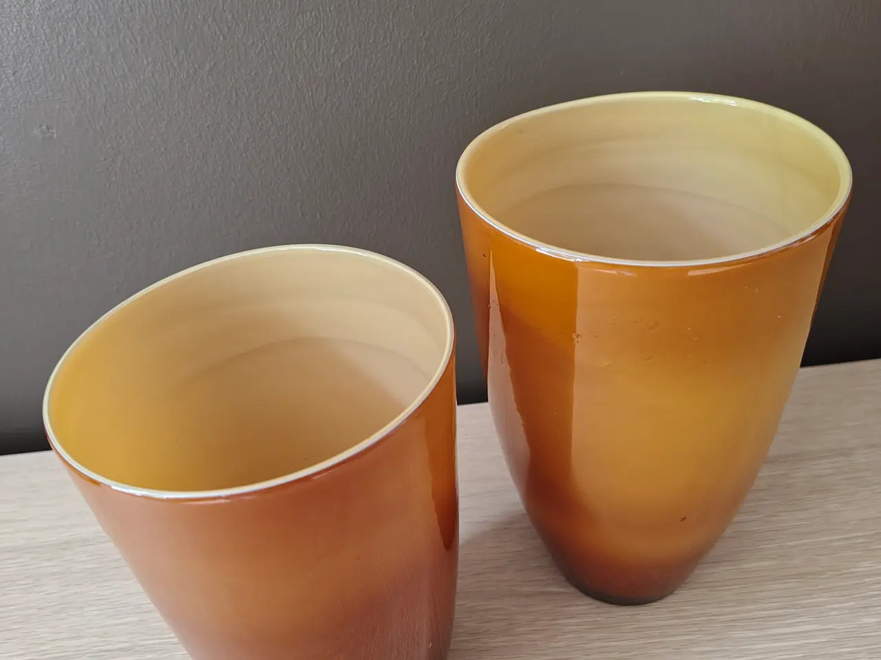 Billede 2 - Flotte gamle ravfarvede glasvaser