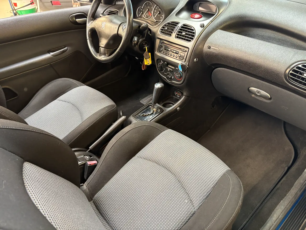 Billede 15 - Peugeot 206CC 1,6i Cabriolet Automatgear benzin