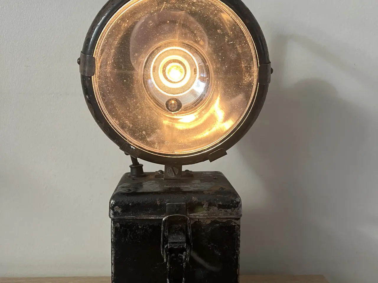Billede 4 - Original Eisemann industrilampe fra 1930-50’erne