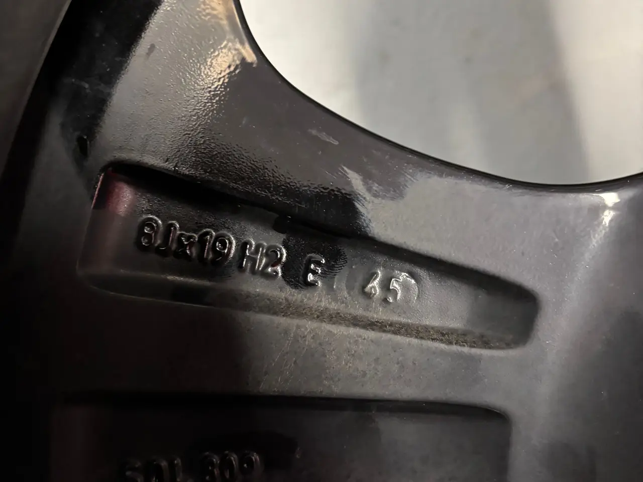 Billede 4 - 4 stk. 19” Alutec Solar fælge med Vinterdæk