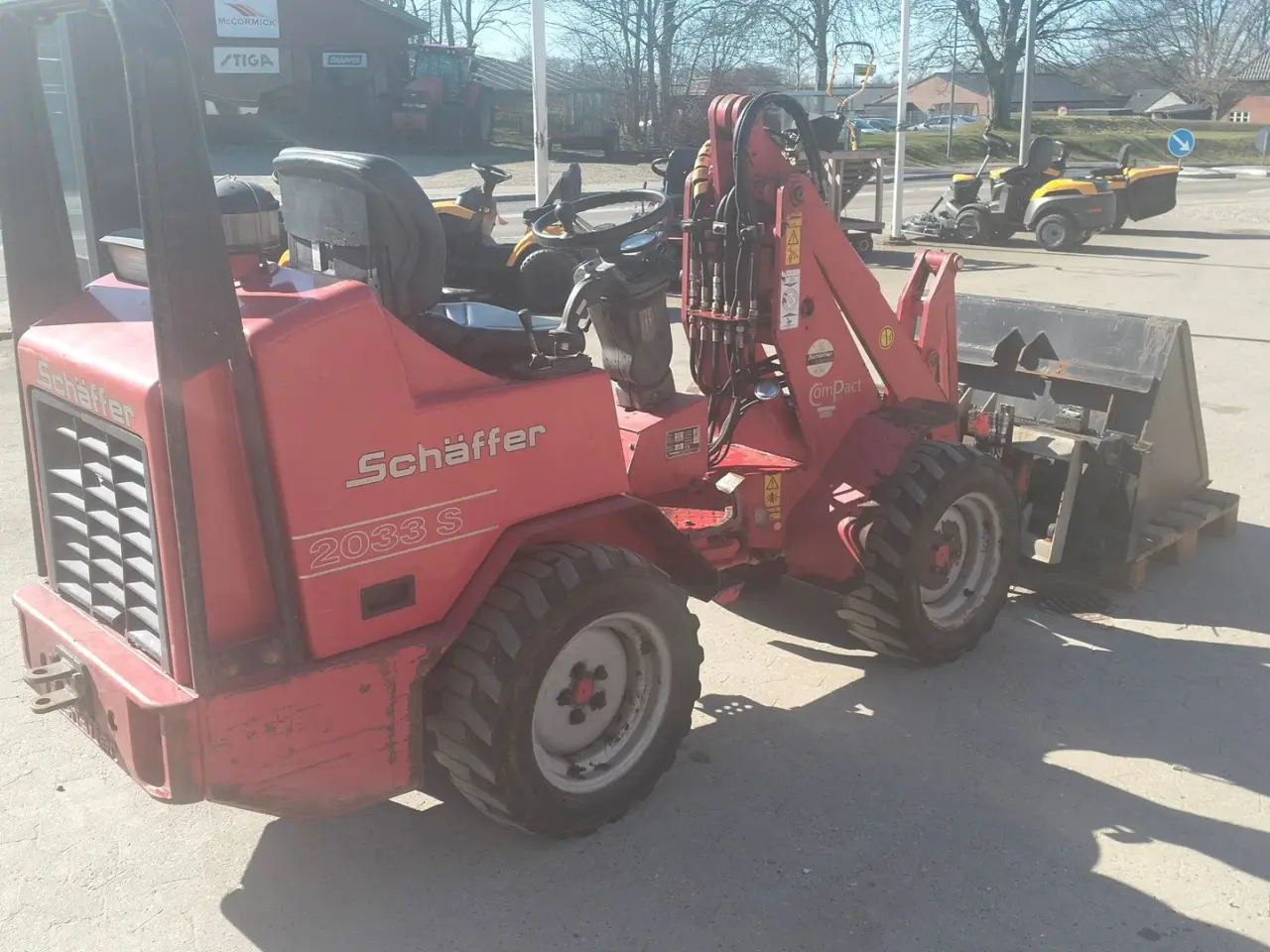 Billede 4 - Schäffer 2033 S med skovl og pallegafler