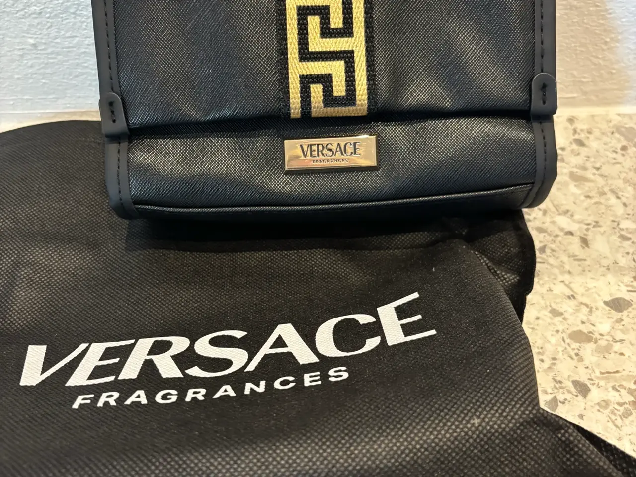 Billede 1 - Ny Versace pouch