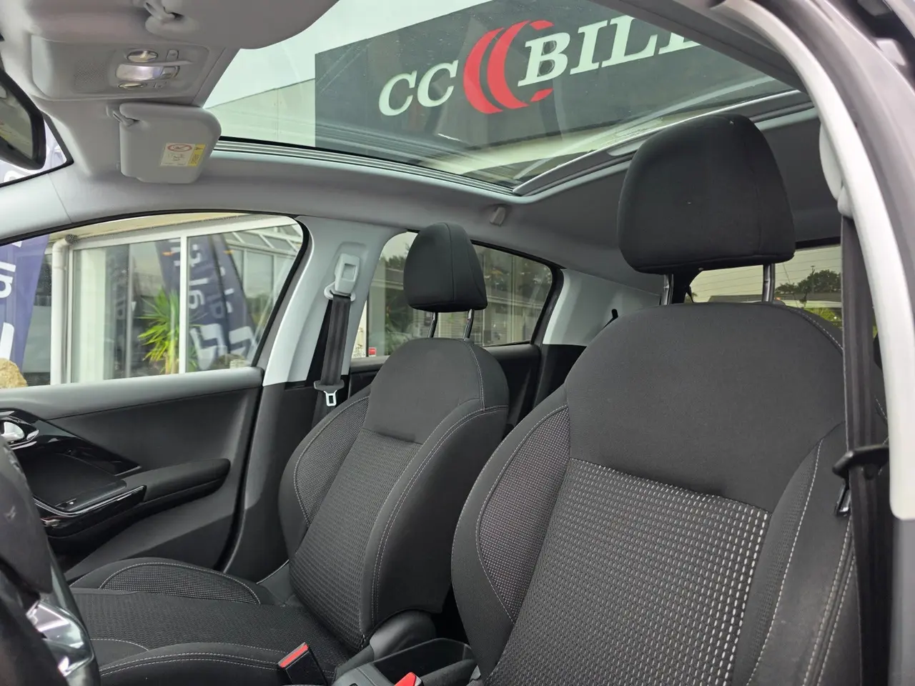 Billede 10 - Peugeot 208 1,2 PureTech 82 Allure Sky