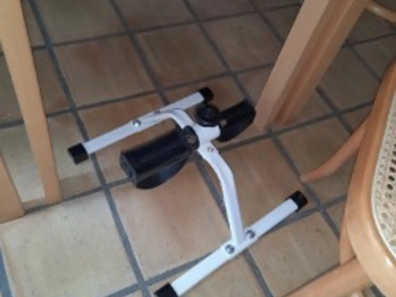 Billede 2 - Mini Motionscykel - pedaltræner