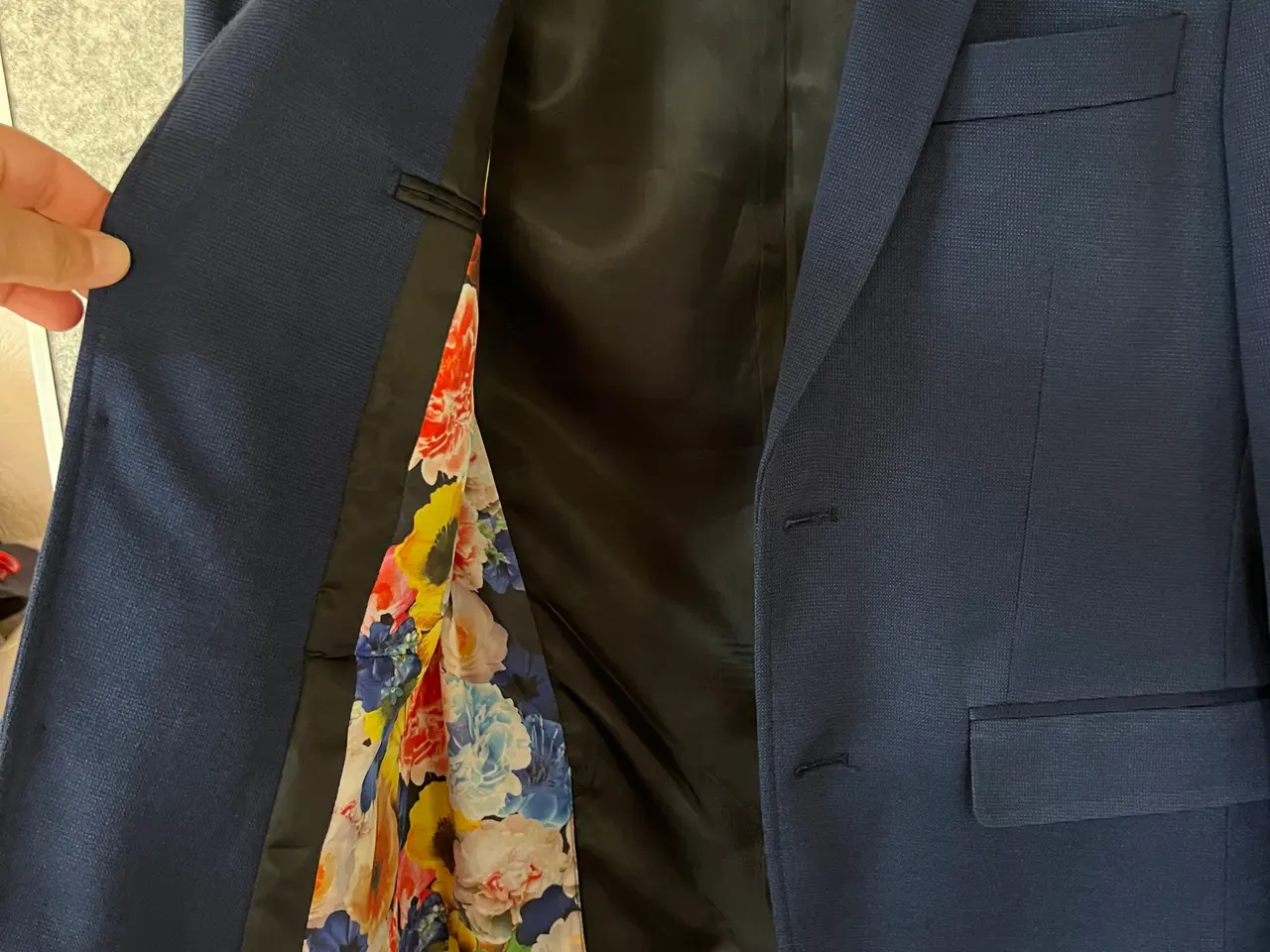 Billede 9 - Kongeblå Blazer fra Marcus Str. XS inkl. butterfly