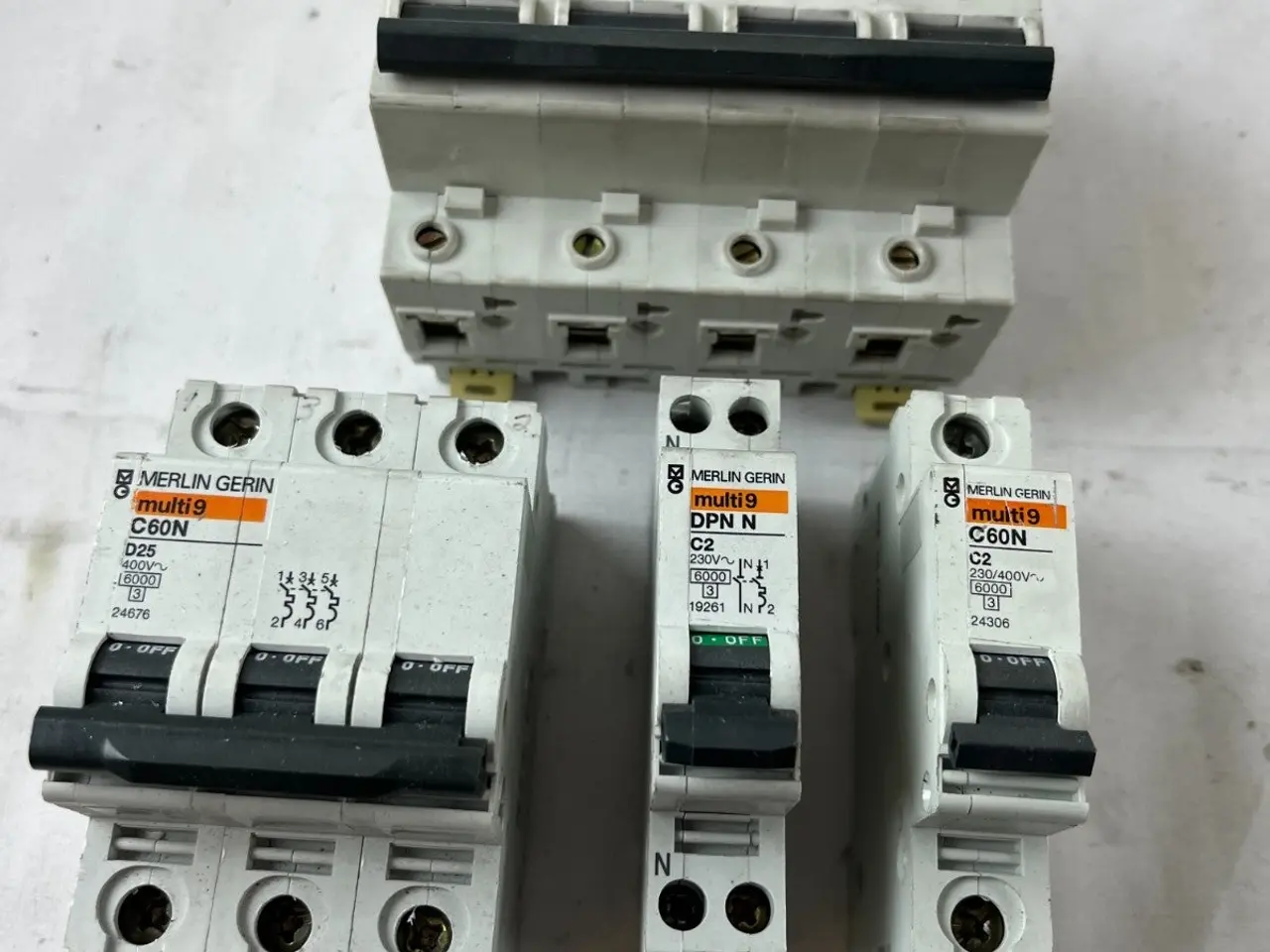 Billede 7 - Merlin Gerin Multi9 C32L C60N DPN N Breaker parti