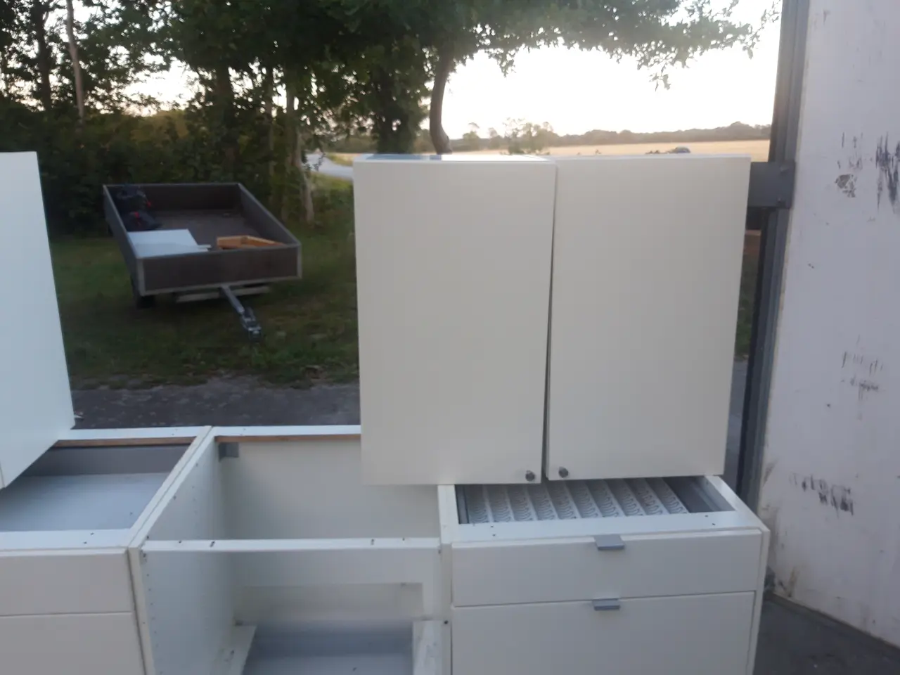 Billede 5 - Hvid Ikea køkken sælges
