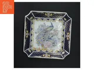 Dekorativ porcelænsskål med påfugle fra WNS (str. 20,5x20,5 cm)