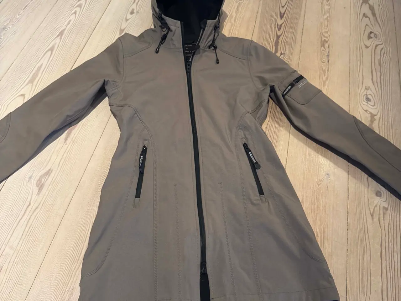 Billede 2 - Softshell jakke fra ILSE JACOBSEN