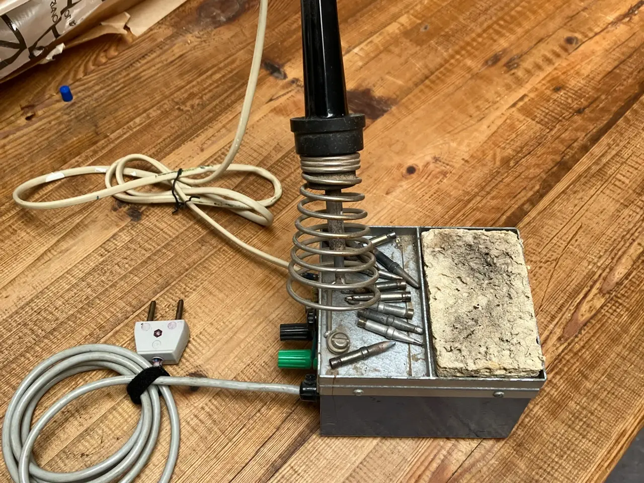 Billede 1 - Ældre loddestation
