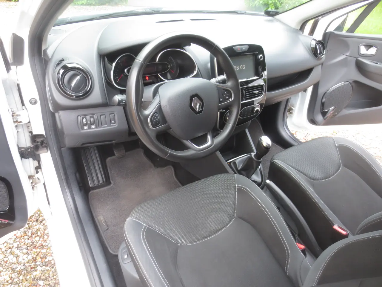 Billede 18 - Pæn Renault Ny Clio 1.5 CD St,car. År 18.