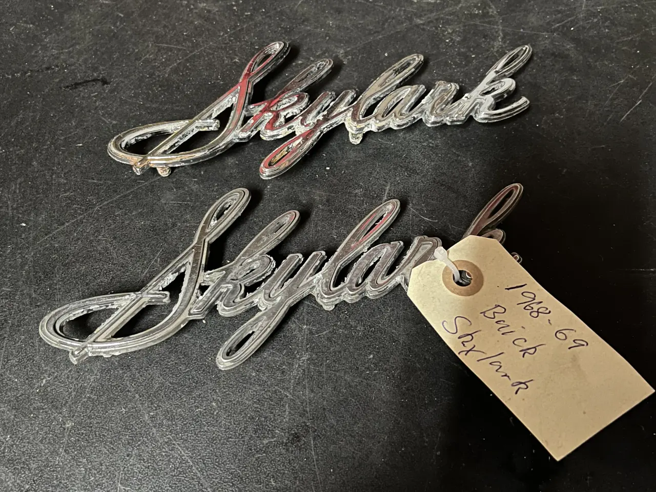 Billede 2 - Buick Skylark emblemer