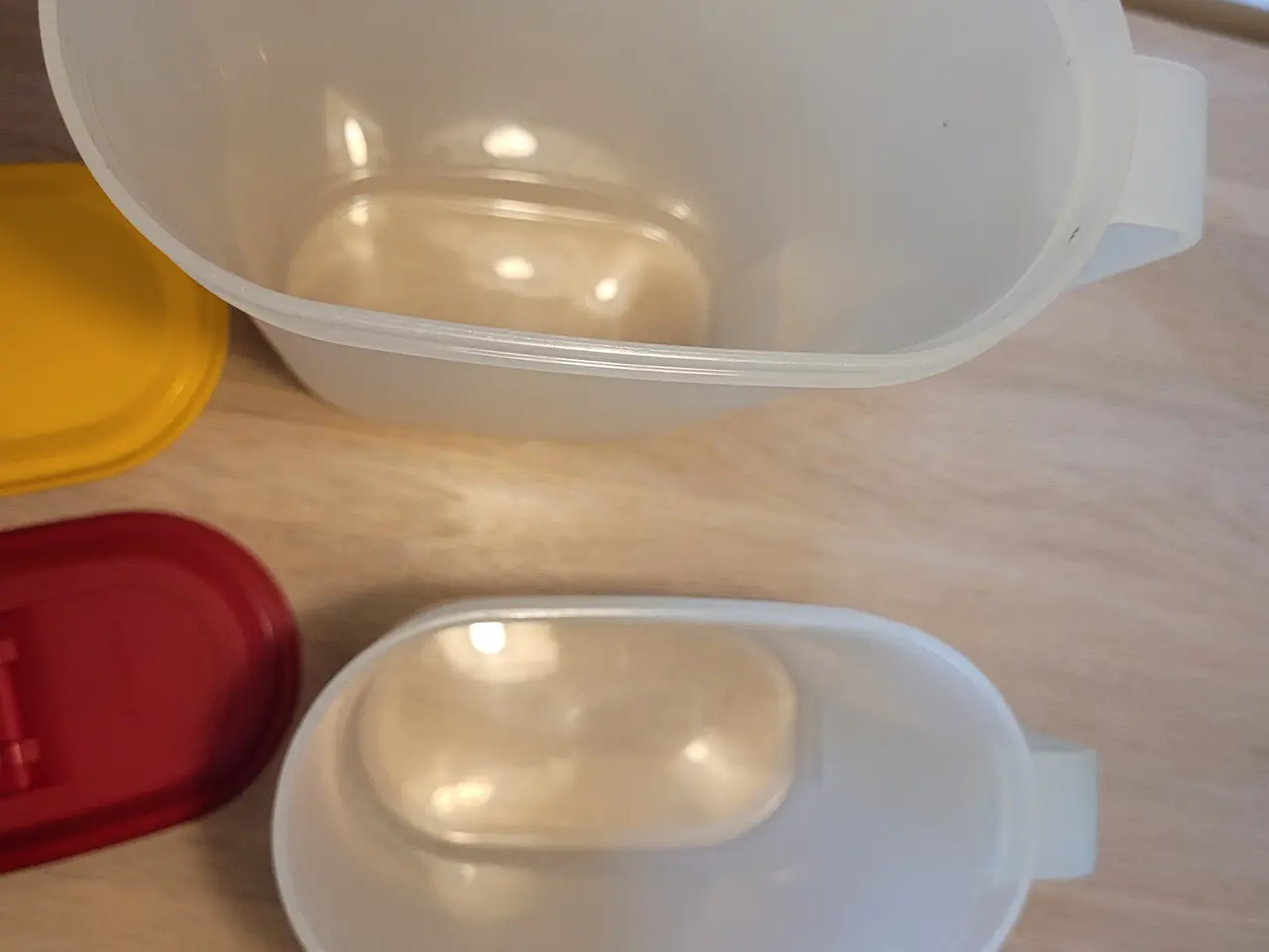 Billede 4 - Tupperware saftevands kander, stor eller lille