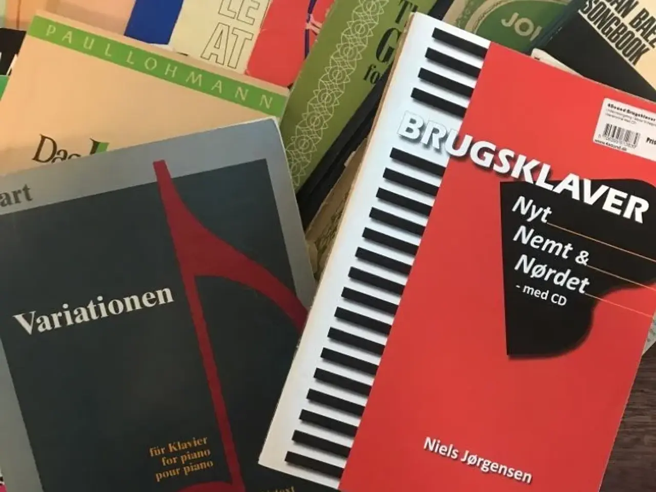 Billede 1 - Mange forskellige nodehæfter